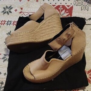 Dolce Vita Wedges. Size 10